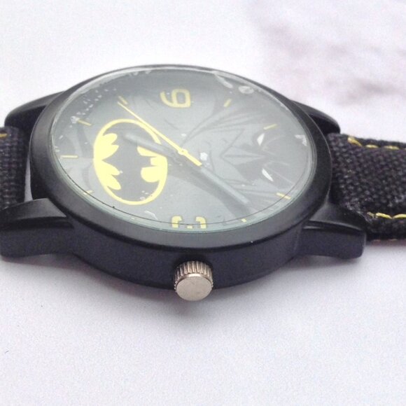TM & DC Comics BATMAN Quartz Watch  Accutime - Picture 15 of 16